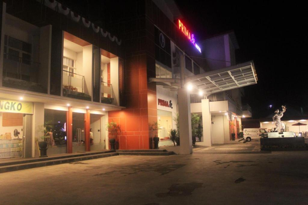 Prima Sr Hotel & Convention Yogyakarta Sleman  Zewnętrze zdjęcie