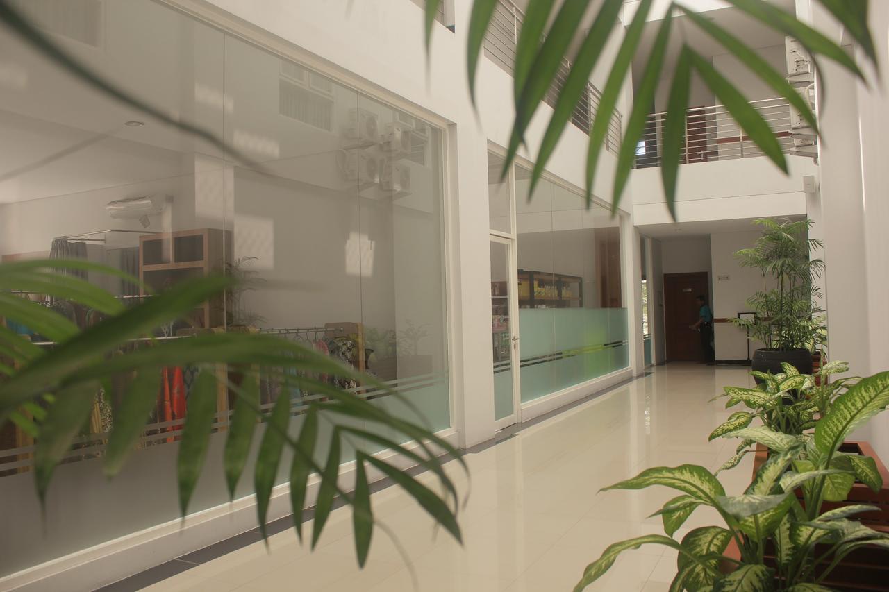 Prima Sr Hotel & Convention Yogyakarta Sleman  Zewnętrze zdjęcie