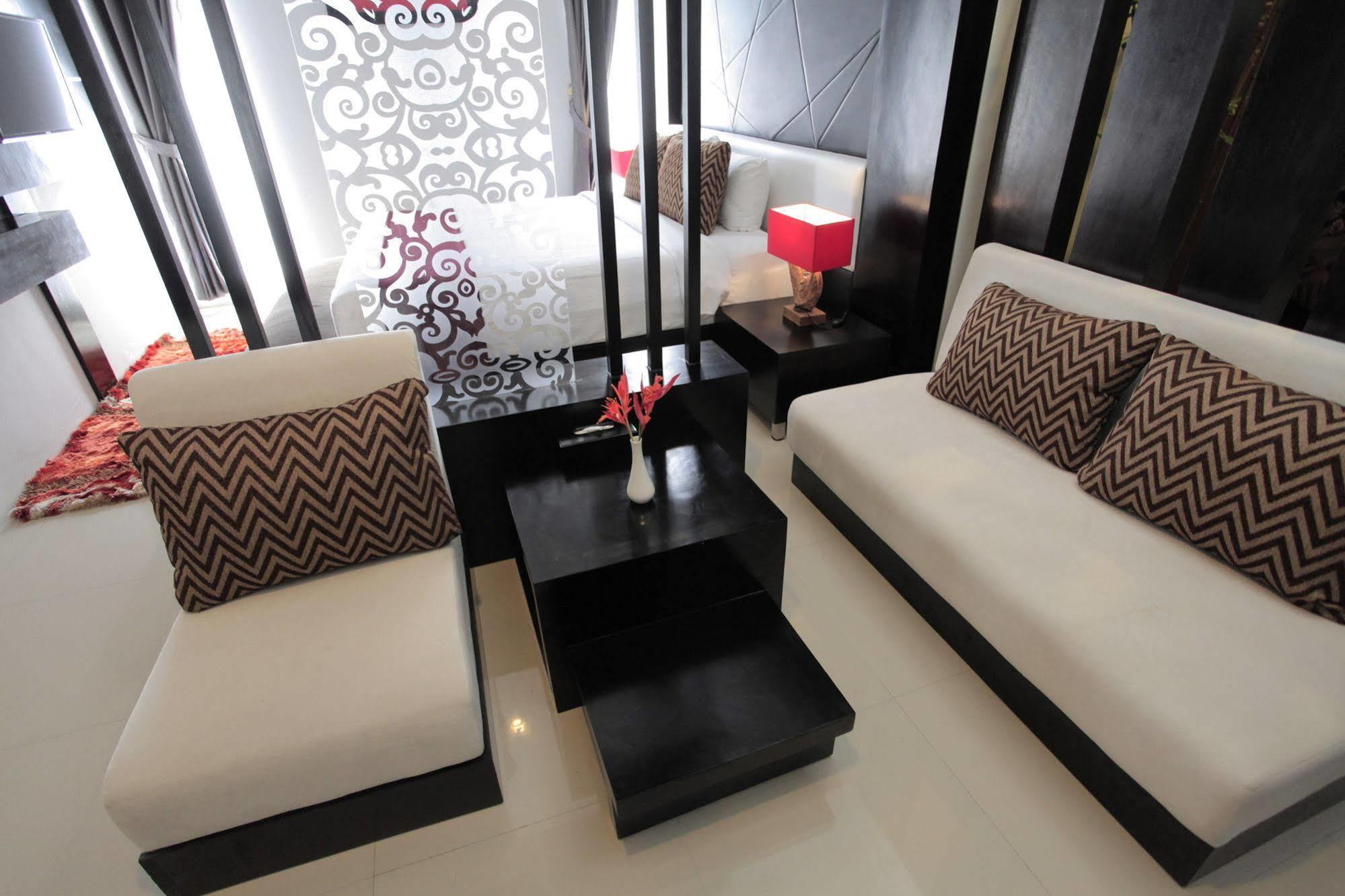 Prima Sr Hotel & Convention Yogyakarta Sleman  Zewnętrze zdjęcie
